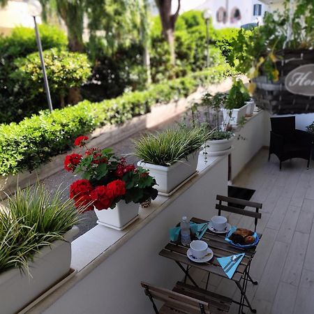 Bed and Breakfast L'Alba Sullo Jonio Tarento Exterior foto